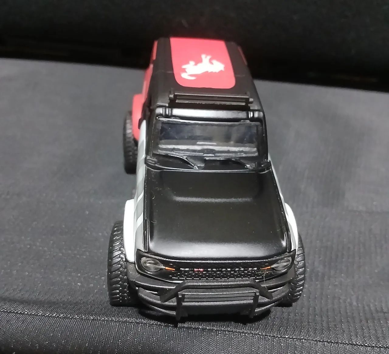 Miniatura ford bronco 2021 maisto