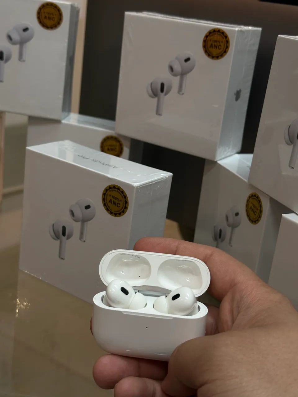 ? AirPods Pro 