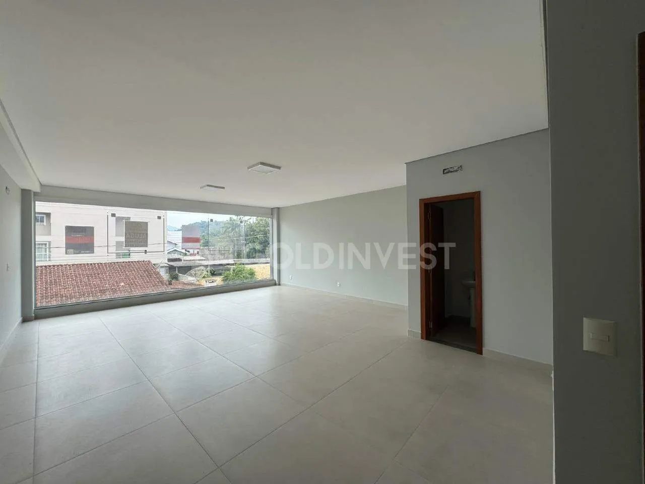 Sala comercial com 50m² no Centro de Guabiruba!!! - Foto 4