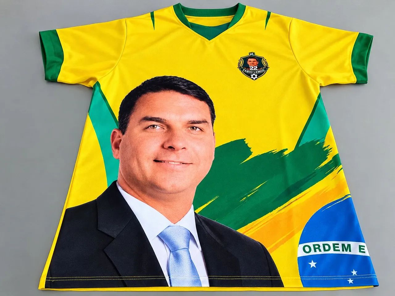 Camisa do Flavio Bolsonaro