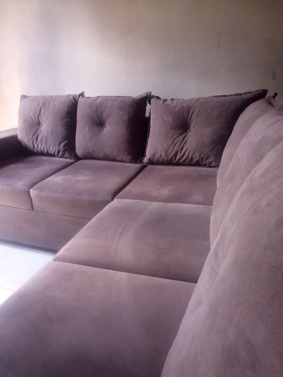 Sofá tipo L 5 lugares semi novo - Foto 4