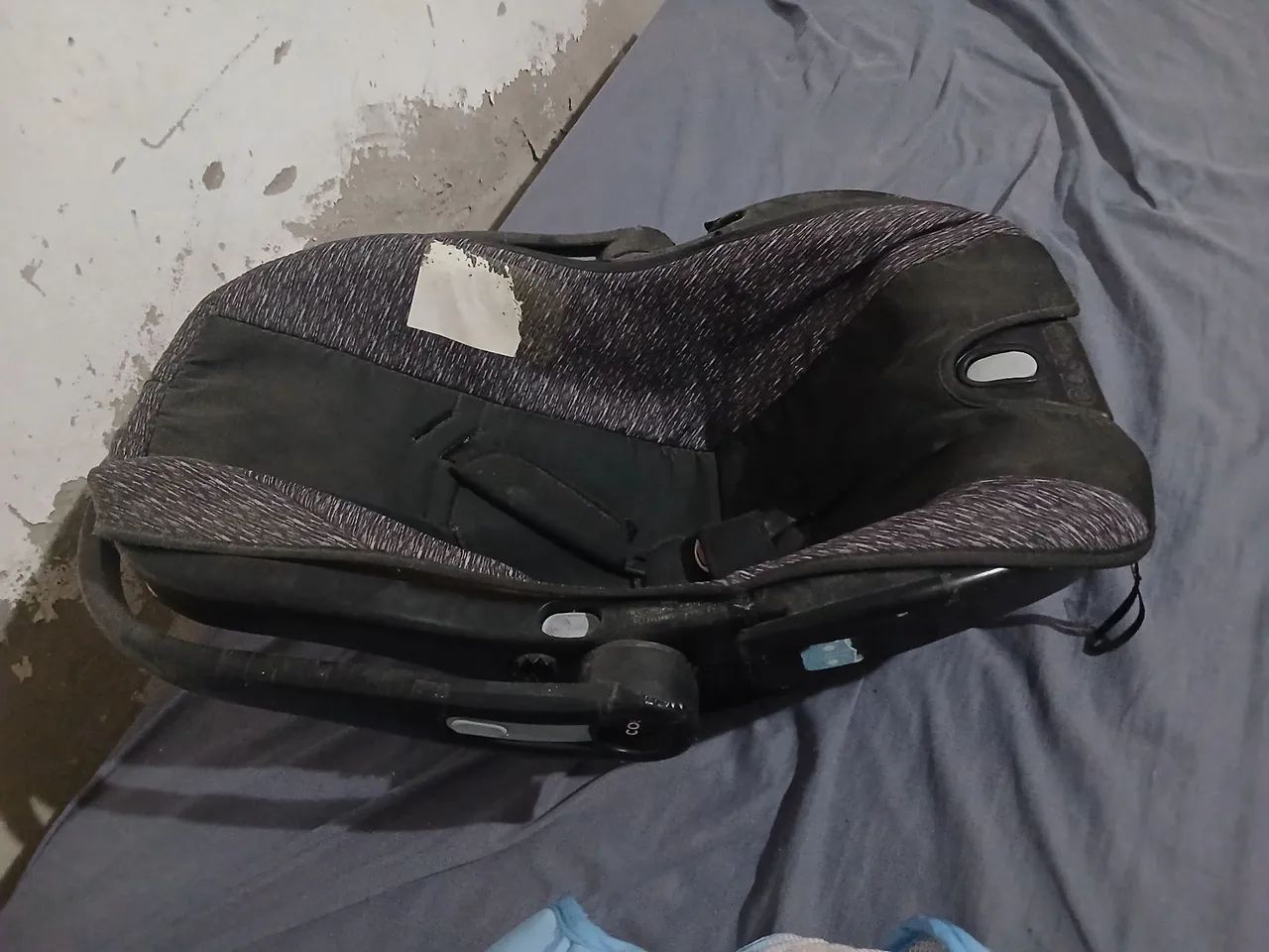 Bebê conforto semi novo  - Foto 2