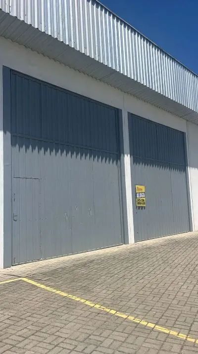 Galpão Comercial com Grande Área de Terreno  Vila Nova