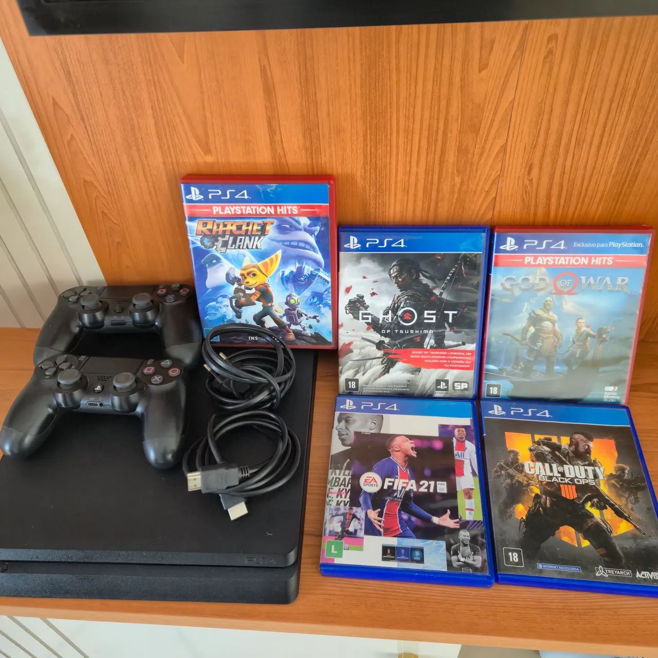 Ps4 slim 1TB 