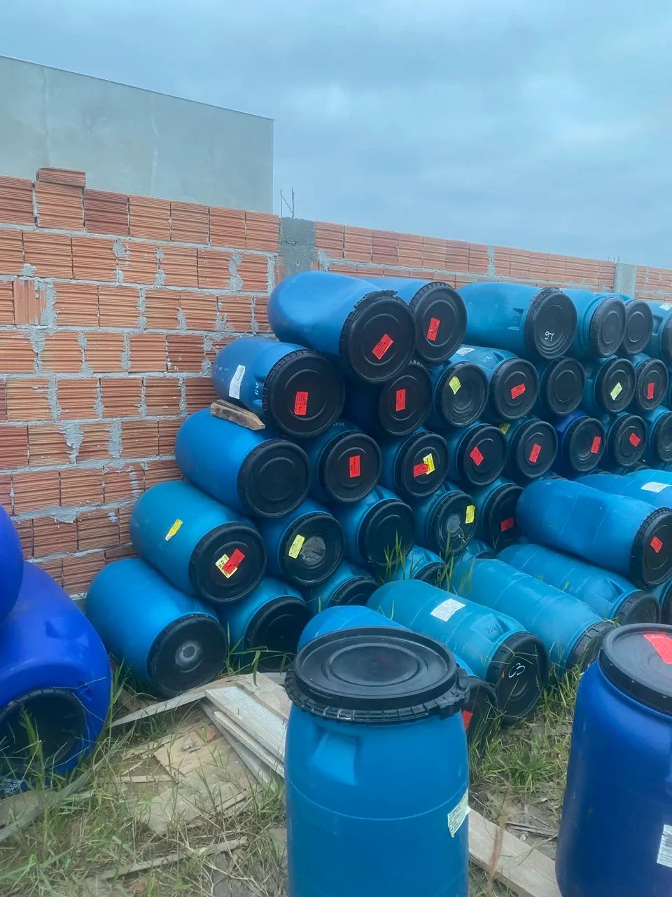 Bombona Plástica 80 Litros - Foto 2