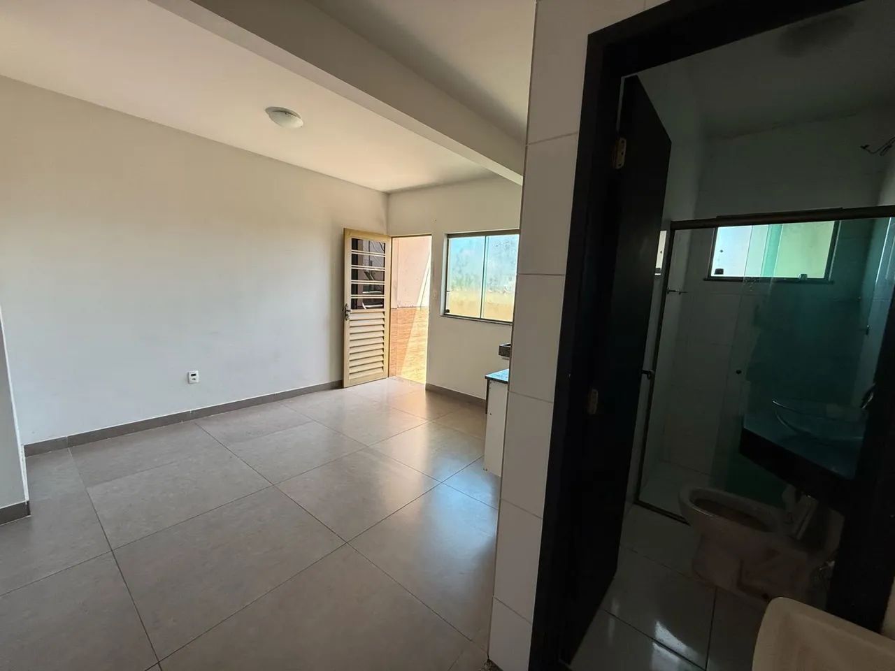 Alugo Kitnet luxo próximo da rede globo do caiçara - Foto 4