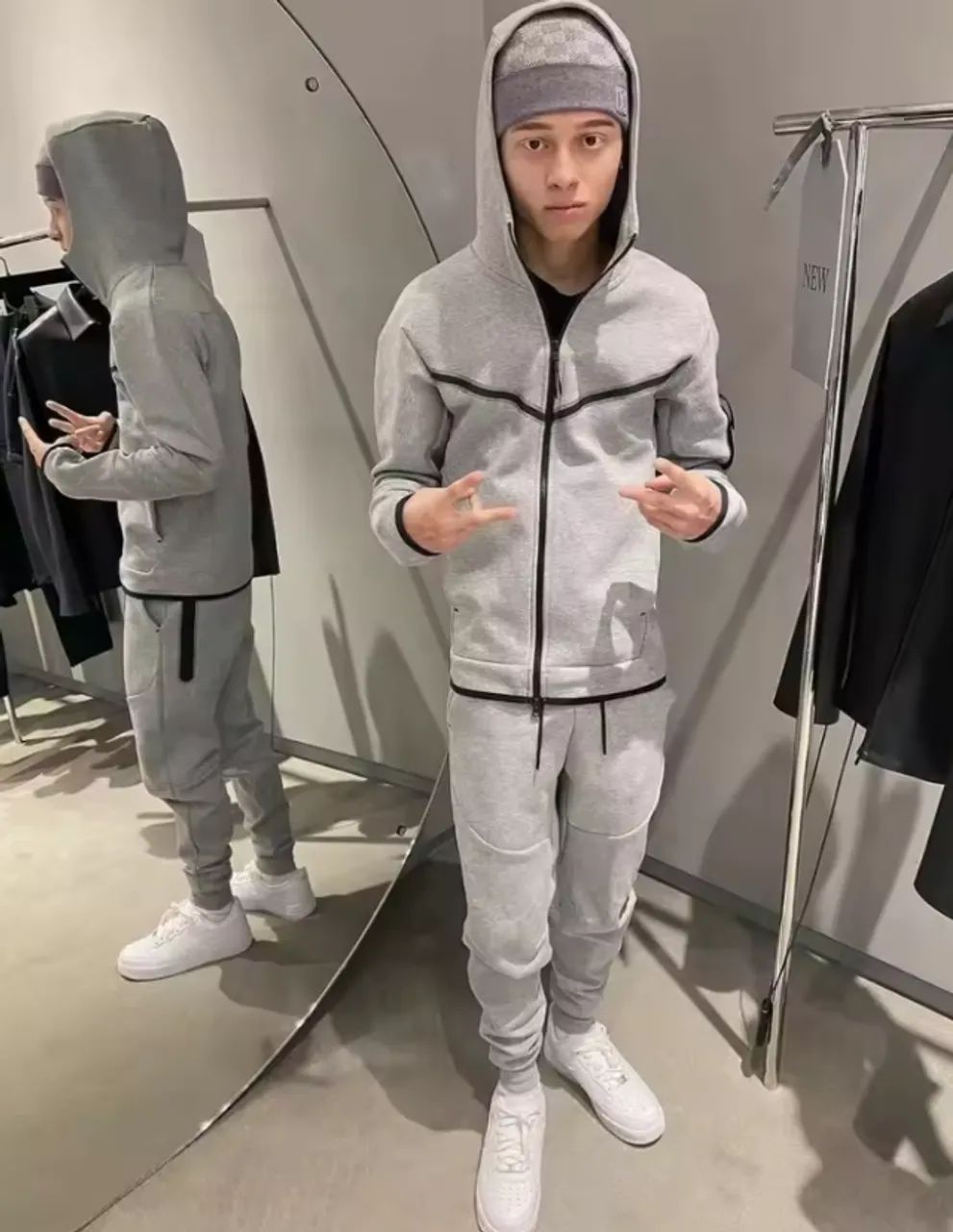 Conjunto Nike Tech Fleece