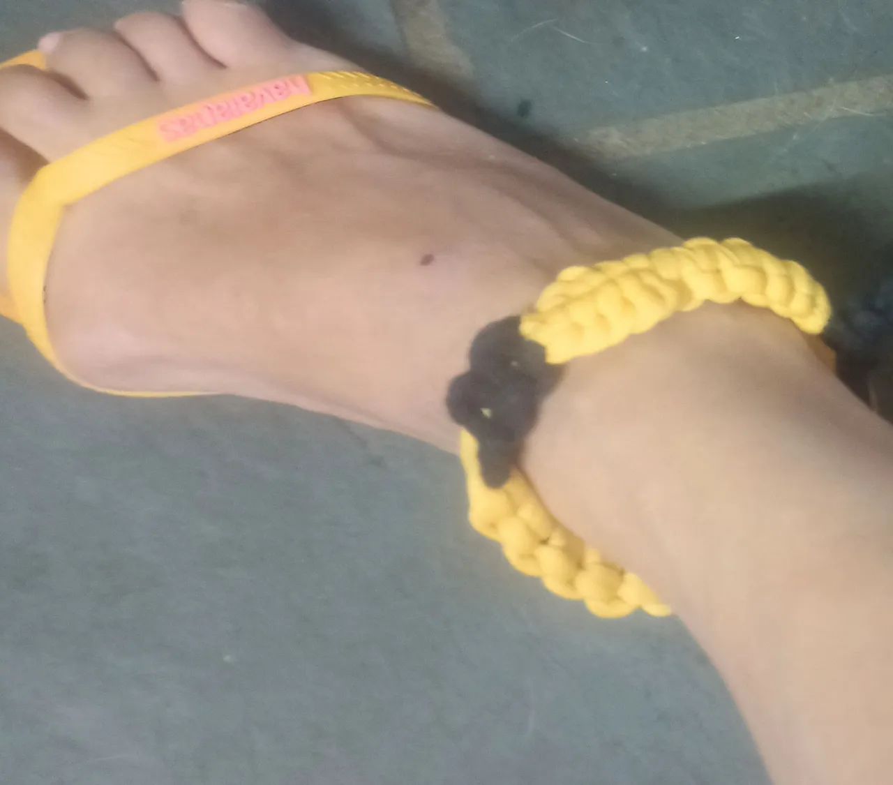 Artesanato : pulseiras,chaveiros,mandalas 