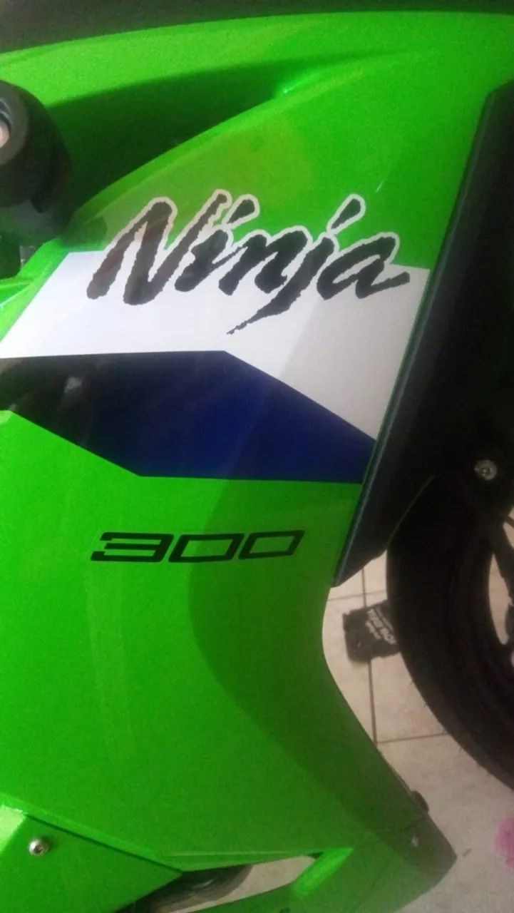 NINJA 300 ABS 2026 com só 264 KM  - Foto 4