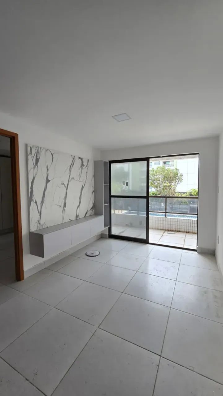 alugo apartamento 3 quartos beira mar com móveis projetados - Foto 2