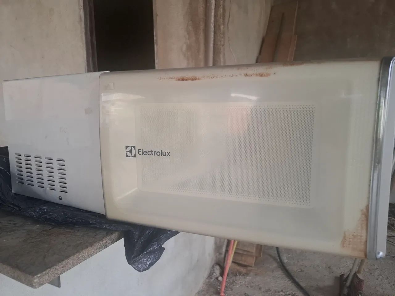Microondas com defeito 