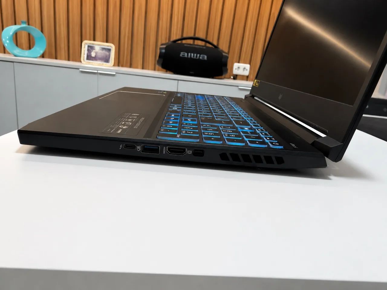 ACER PREDATOR HELIOS 300 - Foto 2
