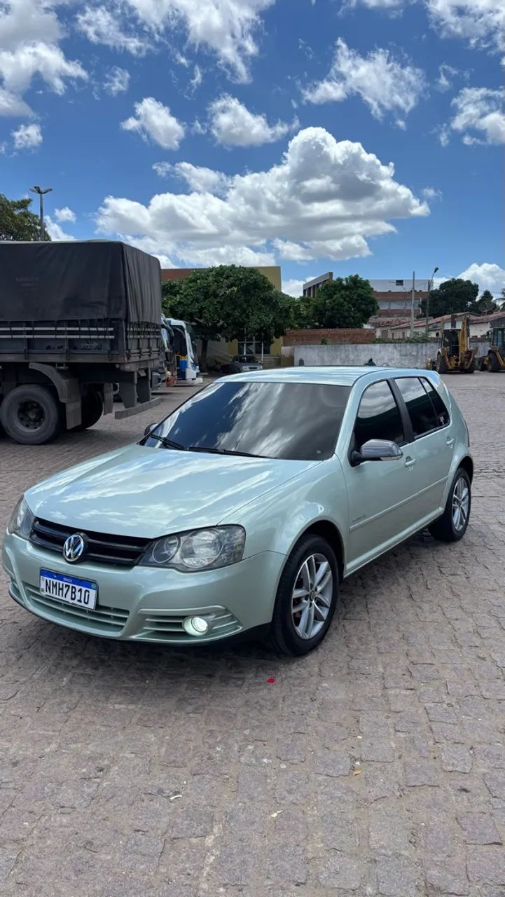 Volkswagen Golf 1.6 MI TOTAL FLEX 8V 4P 2010