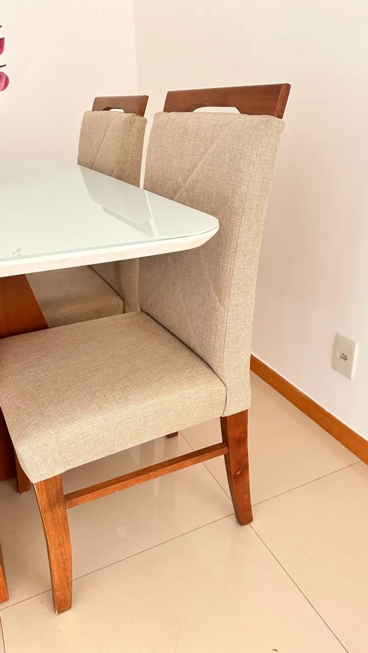 Conjunto mesa (1,20 X 90)  com 4 cadeiras  - Foto 2