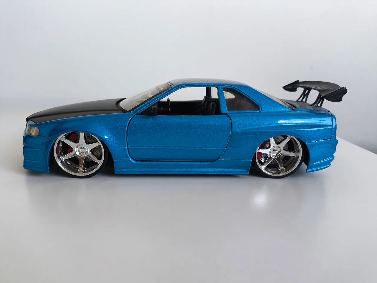 Skyline R34 1/24 Jada Toys - Foto 5