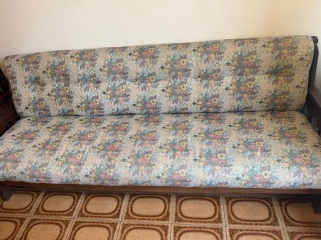 Conjunto Sofá 3 Lugares + 2 Poltronas em Madeira Antigo - Foto 4