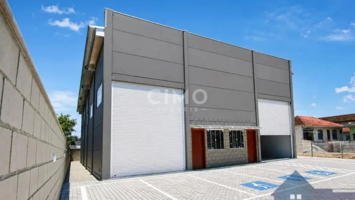 Galpão em Biguaçu, Rio caveiras - 574 m² e 7,3 de pé direito
