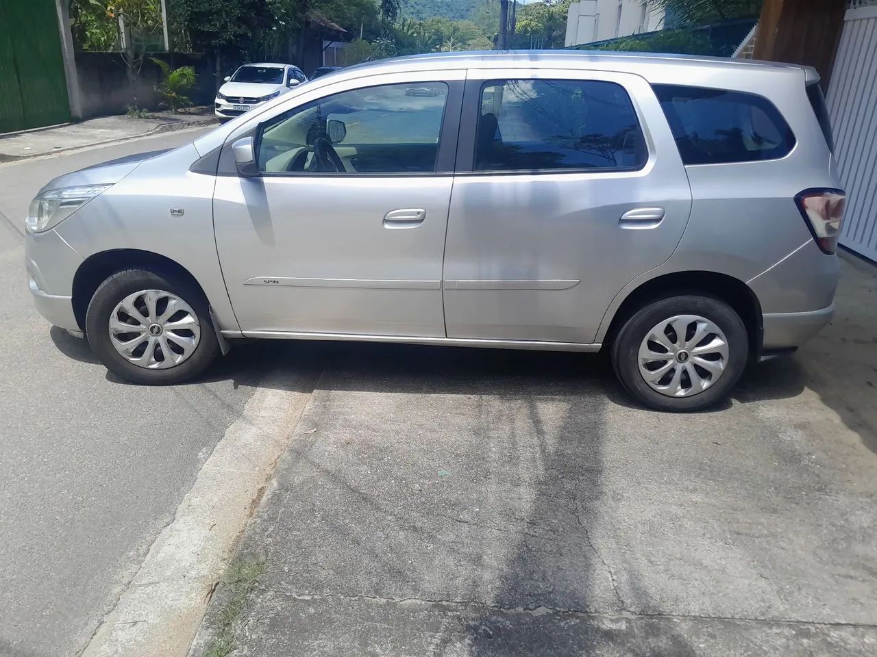 Chevrolet Spin SPIN LT 1.8 8V Econo.Flex 5p Mec. 2013