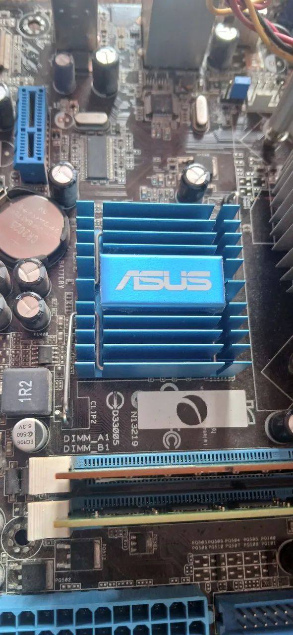 Placa de vídeo asus + processador, cooler, 2 pentes de ram 2g cada e + gpu - Foto 2