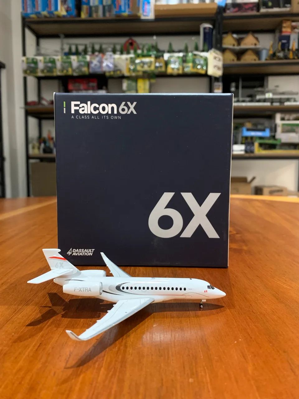 Miniatura Dassault Falcon 6X 1/200 - Foto 3
