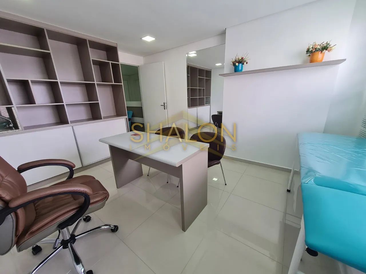 CONJUNTO COMERCIAL, MOBILIADO, ANDAR ALTO, CENTRO, PROXIMO A PRAÇA TIRADENTES - Foto 3