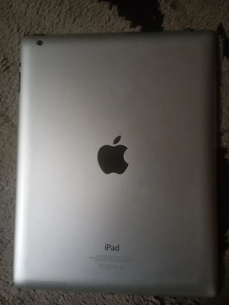 iPad Apple mod A1458 16 gb iCloud liberado com detalhe na tela  - Foto 3