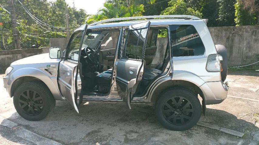 Mitsubishi Pajero 2014
