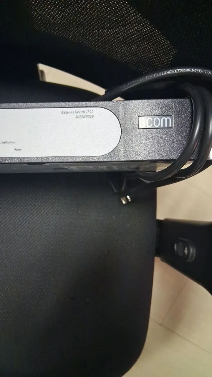 3 Com Baseline Switch 2824 Modelo 3CVLUG24A - 24 PORTAS - Foto 2