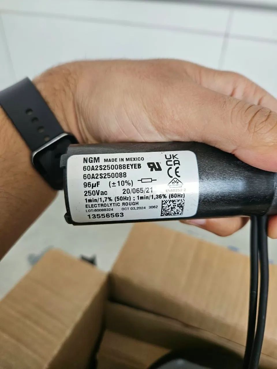 Motor Embraco FFU 130 Hax 1/3 R134A - Foto 3