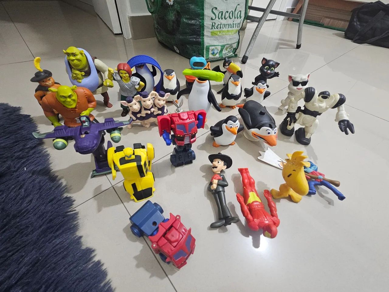 Shrek / Pinguim /transformes  - Foto 3