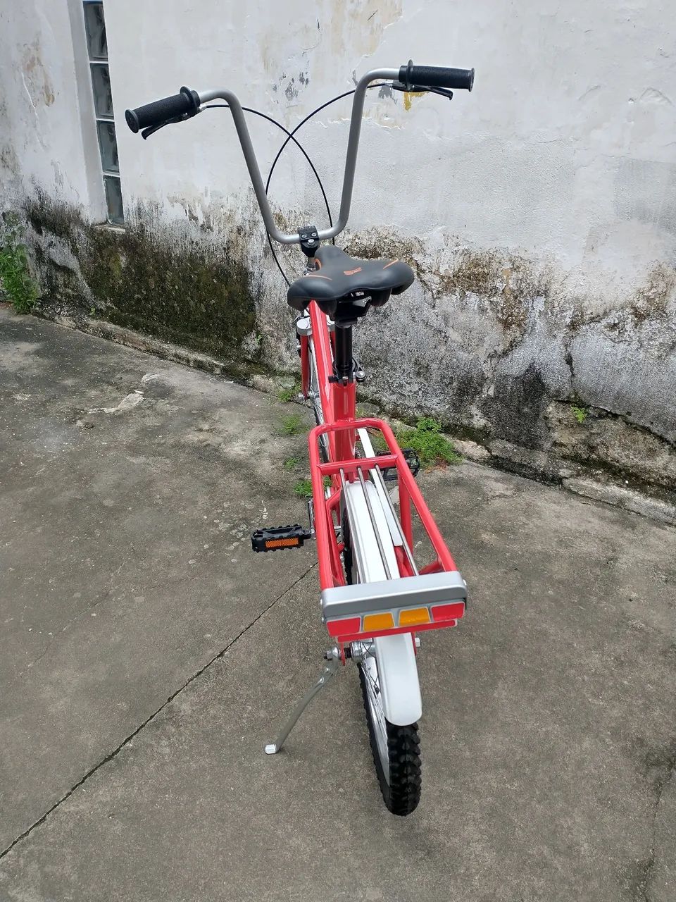 Bicicleta retrô aro 20 estilo Monareta  - Foto 3