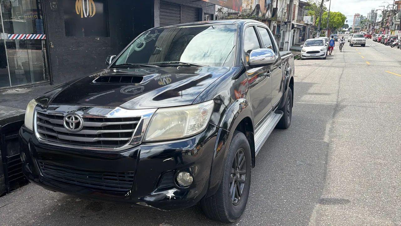 Toyota Hilux Hilux CD Limited 4x4 3.0 TDI Diesel Aut. 2015