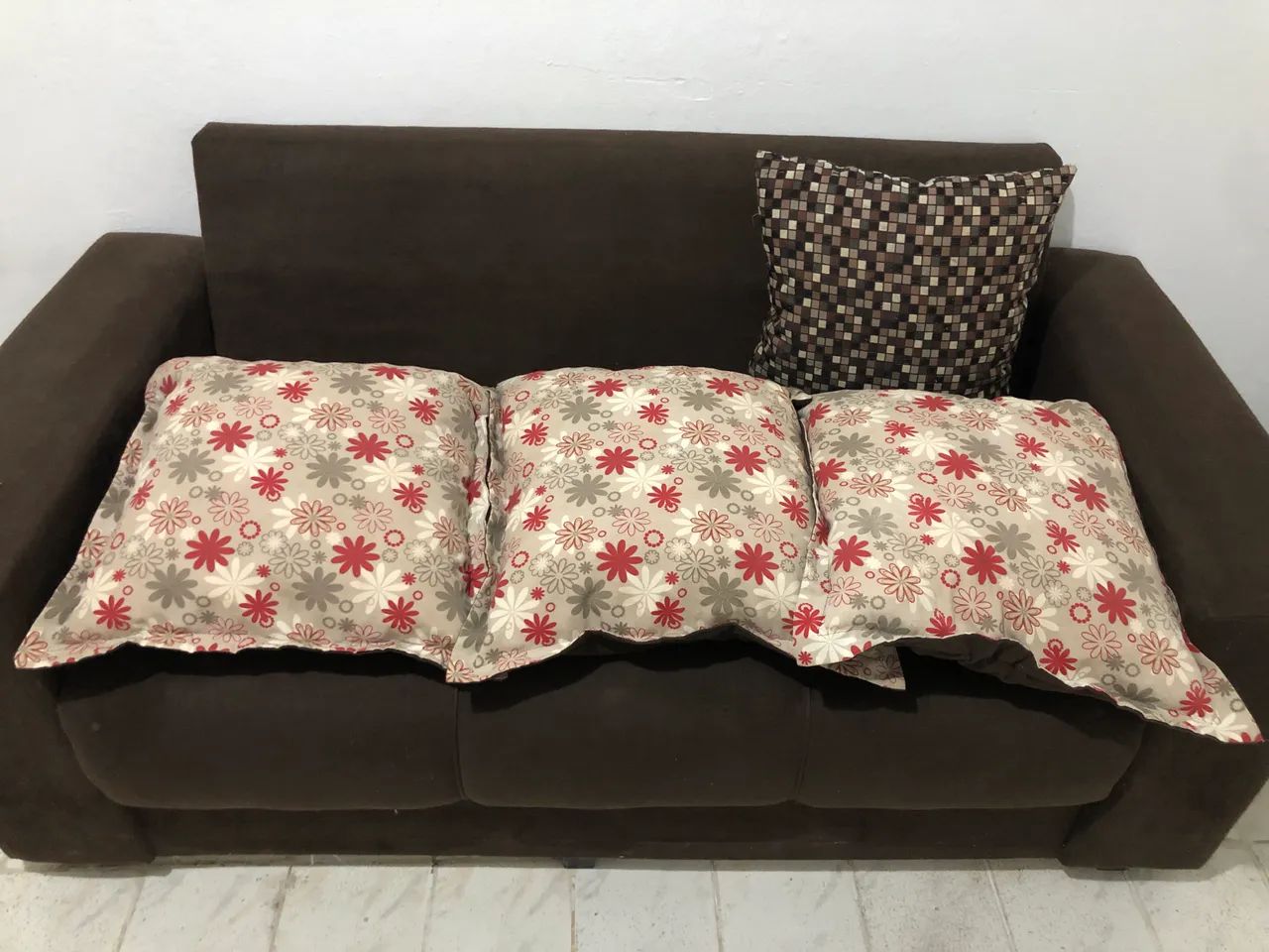 Sofá 3 lugares - Foto 2