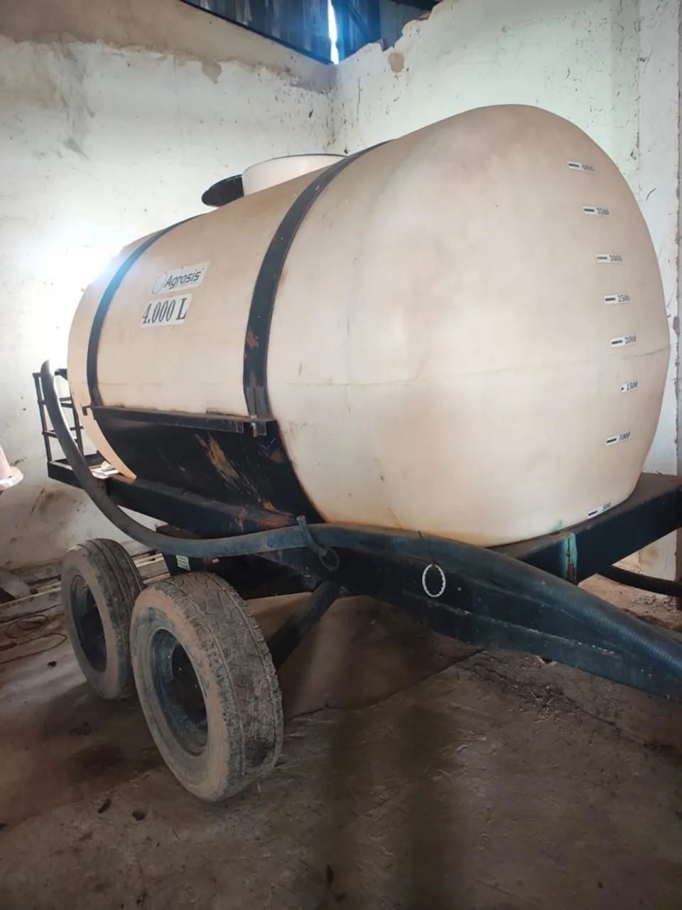 Carreta Tanque 4000 litros 