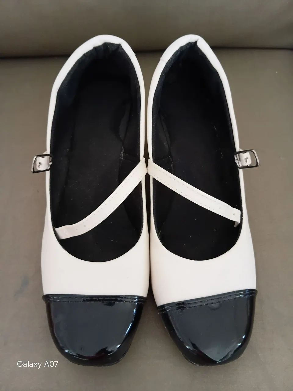 Sapato Sofia - Delicadeza e Charme . N° 35