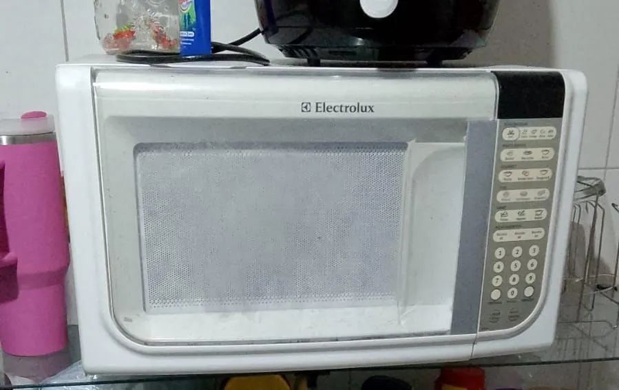Micro-ondas Electrolux 31 LT 