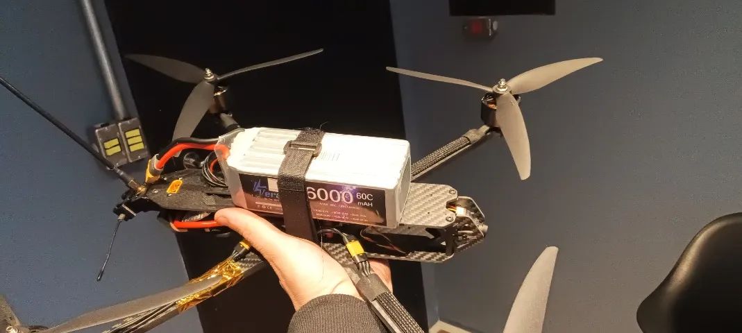 Drone FPV Freestyle [marca/modelo] - completo, importado - R$ 6.000 - Foto 6