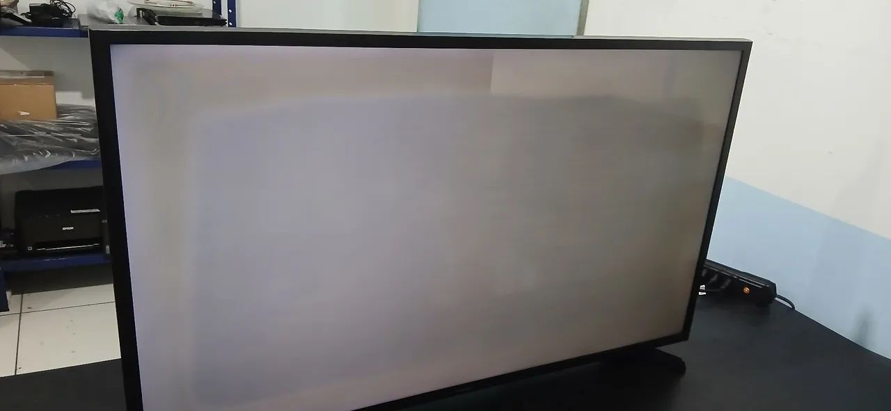 Vendo televisão Samsung 43 polegadas  - Foto 2
