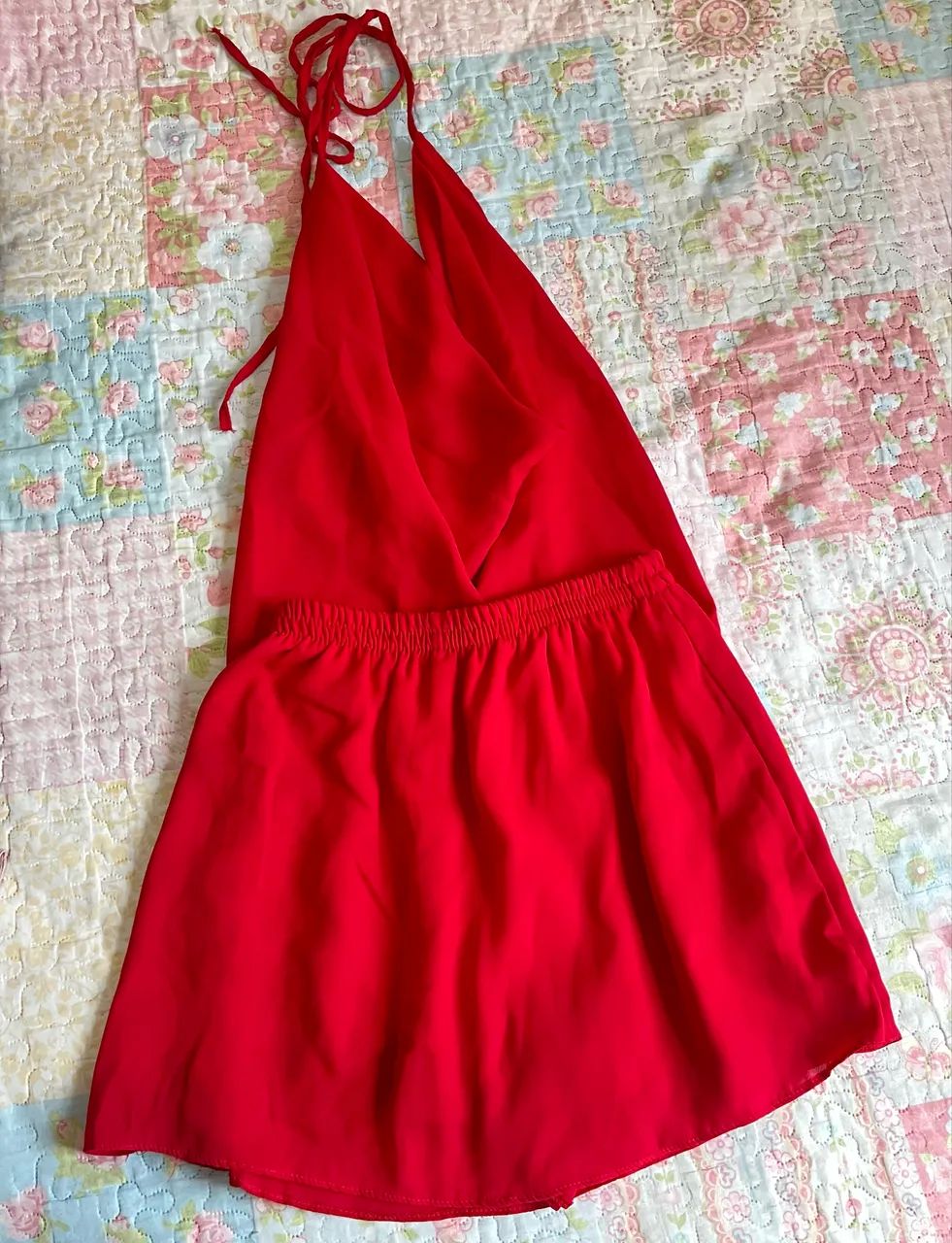 Conjunto short saia vermelho tam.M