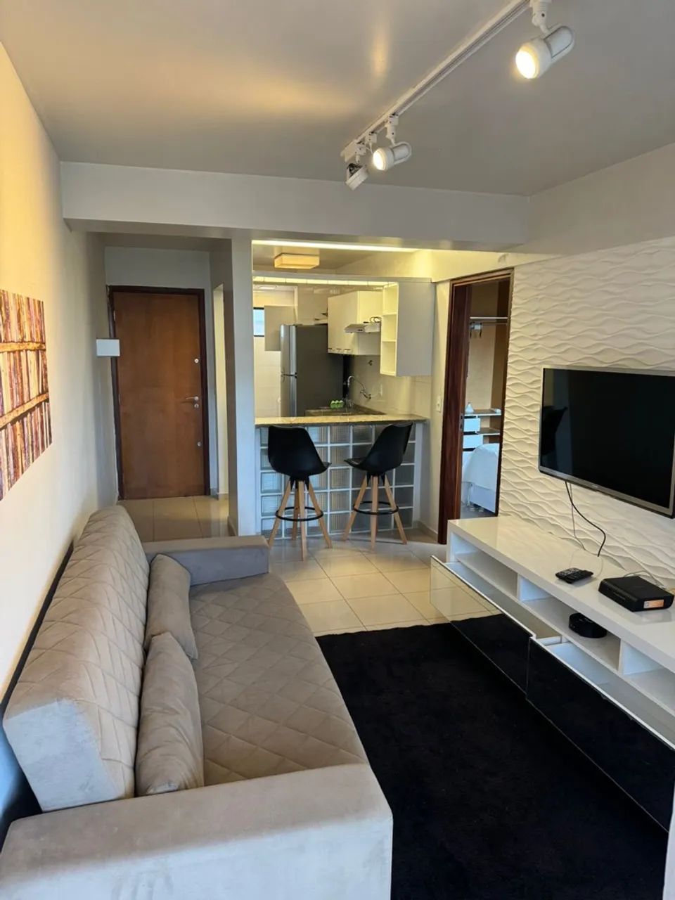 Quarto e Sala - 100% Mobiliado com varanda - Vista Mar - Foto 4