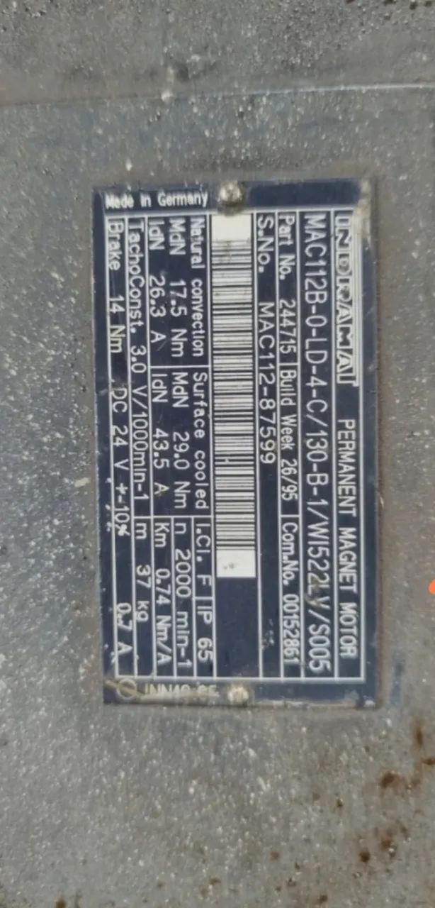 Servomotor Indramat MAC112B (Com Freio de Retenção)