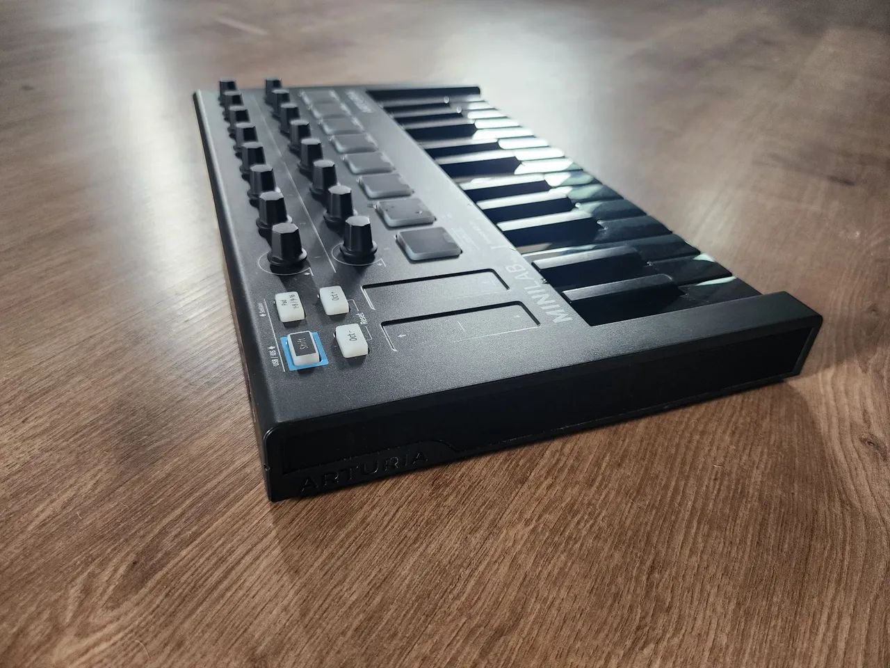 Controlador Arturia MK2 Black - Foto 2