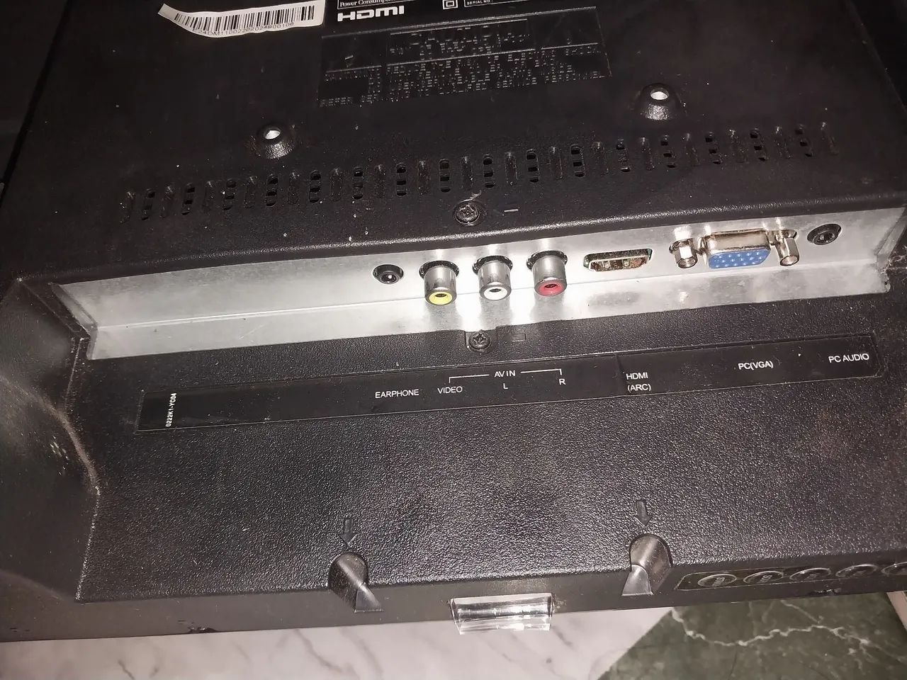 TV pequena com conversor - Foto 2