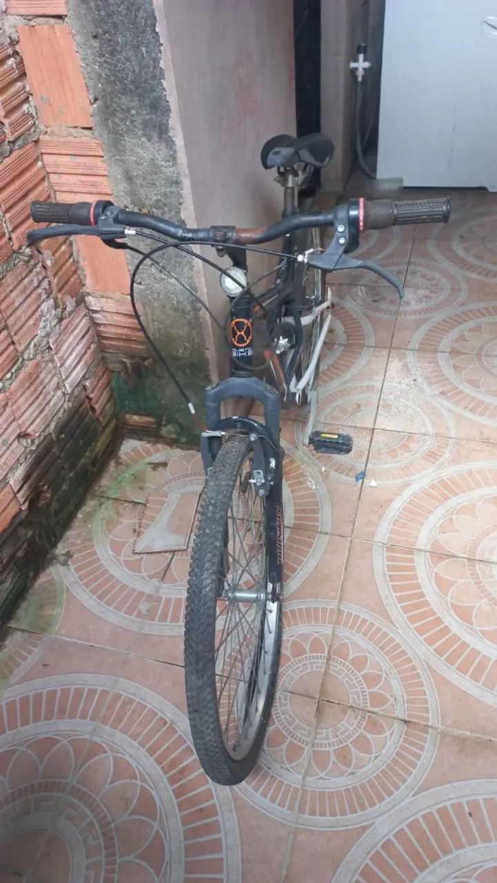 Vendo bicicleta em boas condições  - Foto 2
