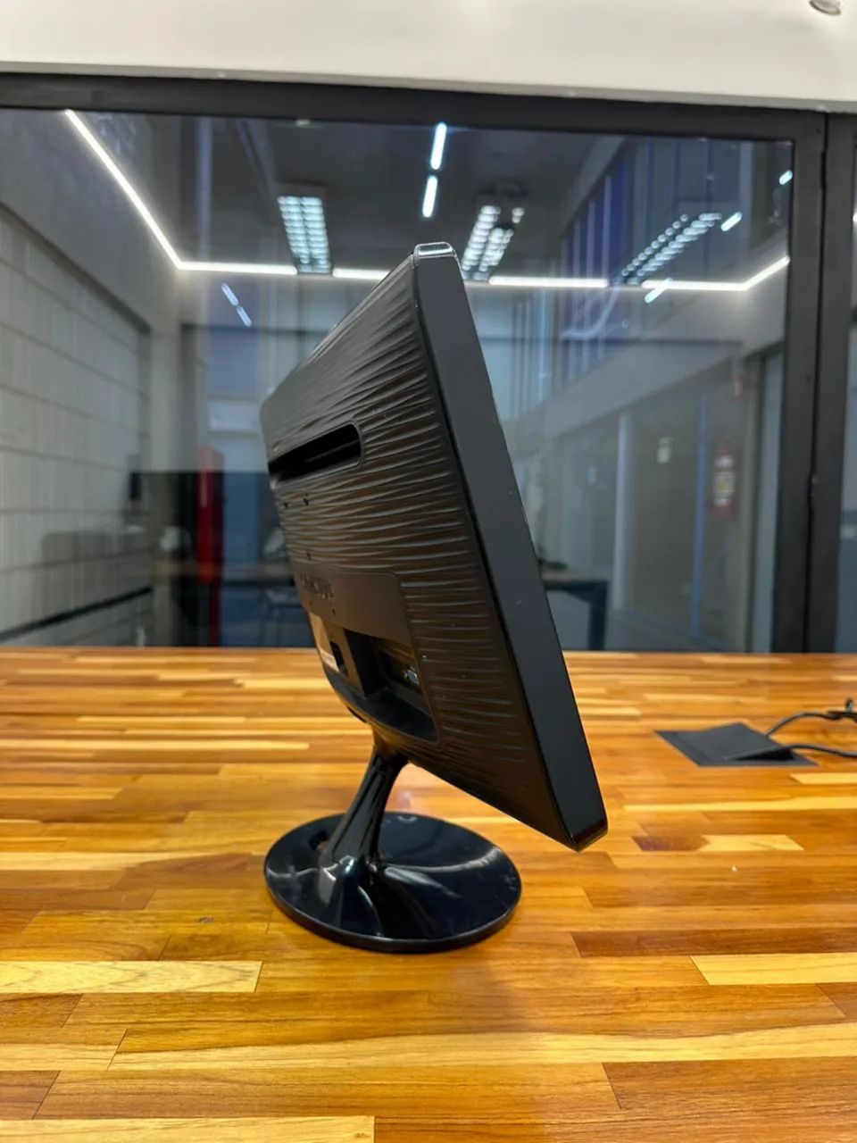 Monitor Samsung B1930N 18,5? - Ótimo Estado - Foto 3
