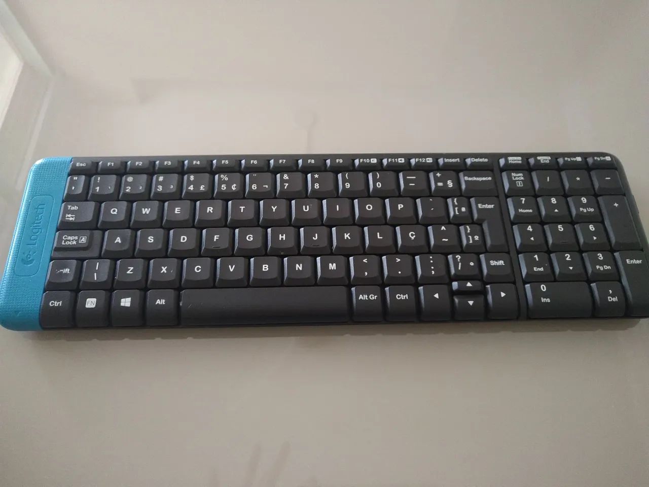 Teclado Logitech 