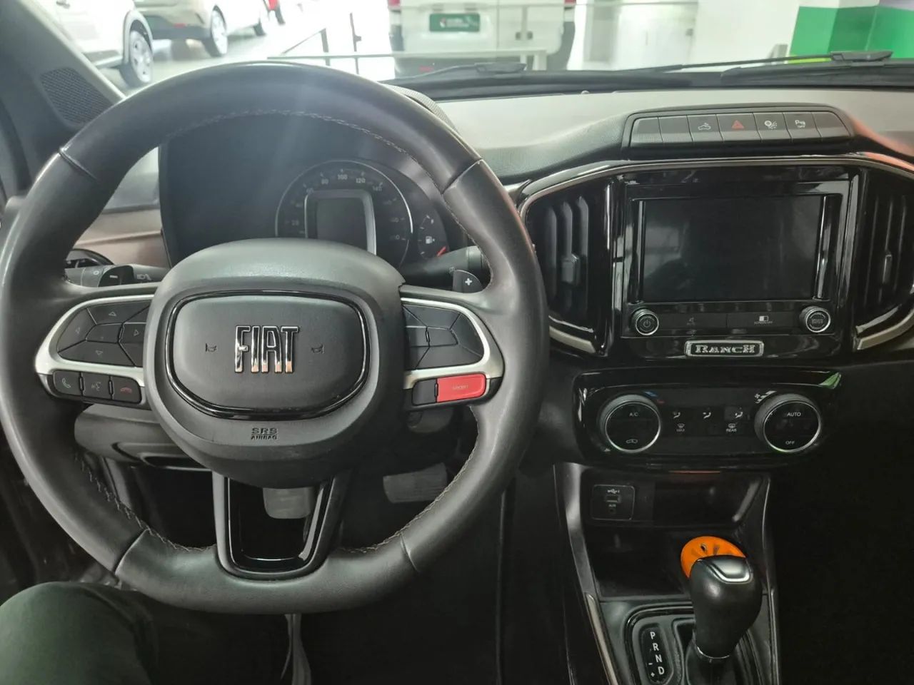 Fiat Strada Ranch 1.0 Flex Turbo CD Aut., foto 8 de 12