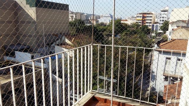 Apartamento 2 quartos sendo 1 suíte todos com armários e 2 vagas de garagem em Vila Isabel - Foto 2
