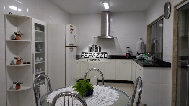 Ampla casa com 3 suítes, em excelente condomínio ( privê) - Foto 8