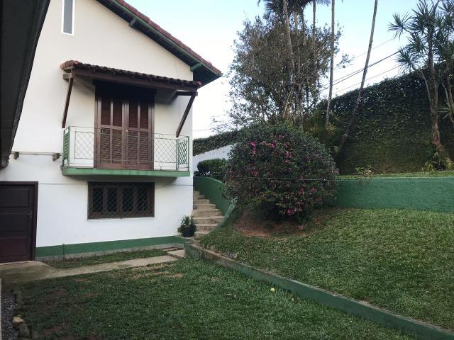 Casa aconchegante c/ 3 quartos no Quitandinha